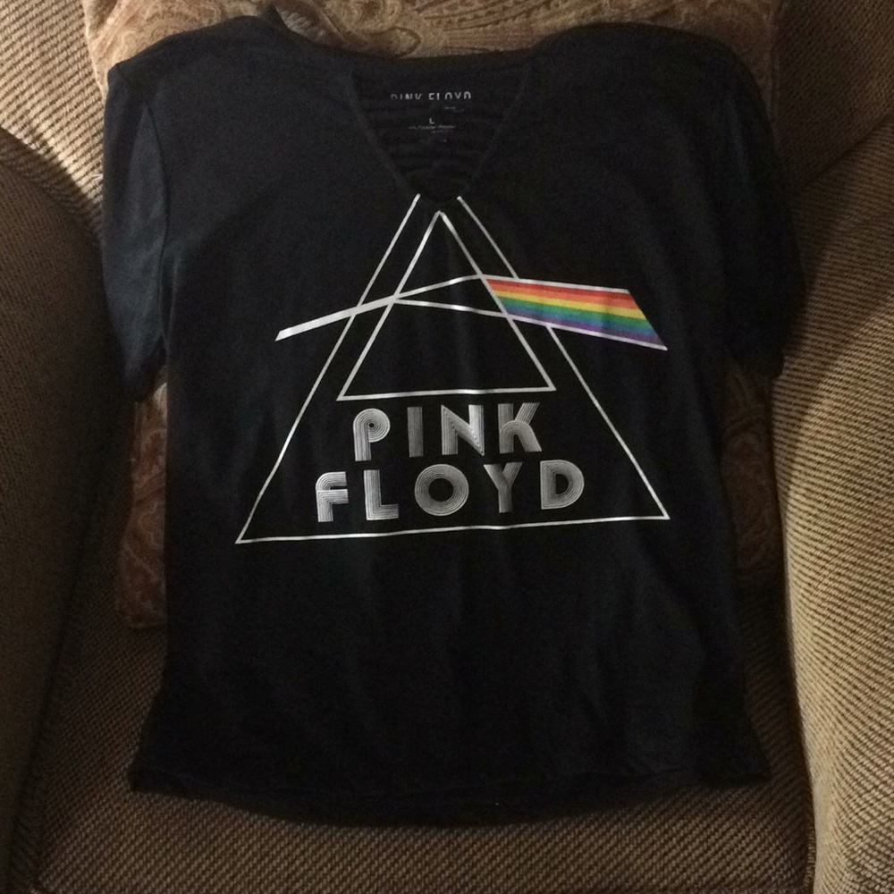 Pink Floyd shirt